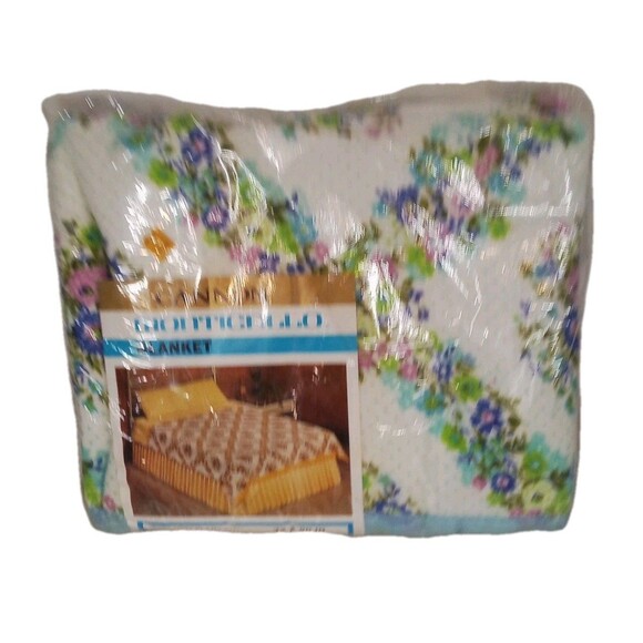 Cannon Vintage New In Original Package 72x90 Floral Blanket - Picture 2 of 12